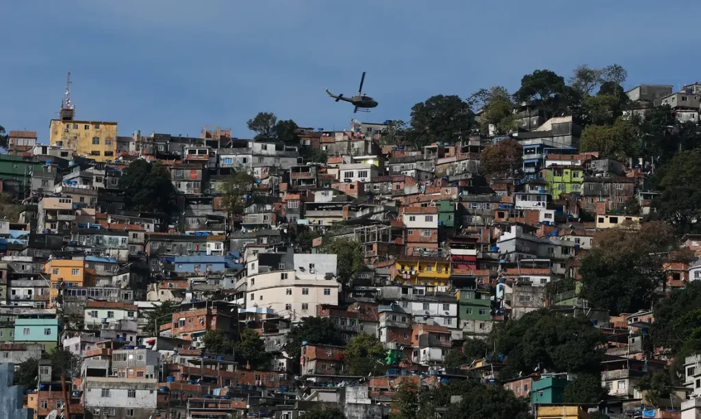 Tendência de consumo em favelas foge de estereótipo da pobreza extrema
